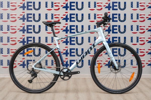 Giant FastRoad AR – Carbon Urban Fitness Bike – Size L