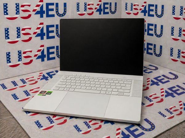 Asus ROG Zephyrus G16 GA605 16" Ryzen AI 9 HX 370 32GB RAM 2TB SSD RTX4070