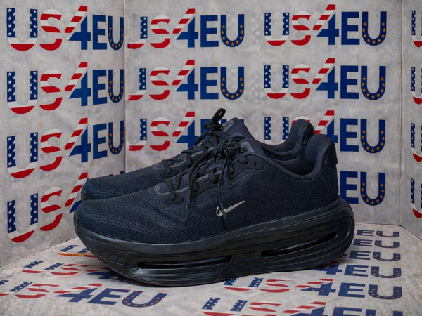 Original Nike Vomero Premium SP – Black US 12 / EU 46 / 30 cm