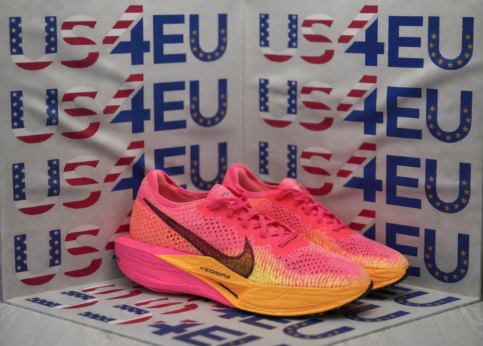 Nike ZoomX Vaporfly Next% 3 “Hyper Pink Laser” (DV4129-600)