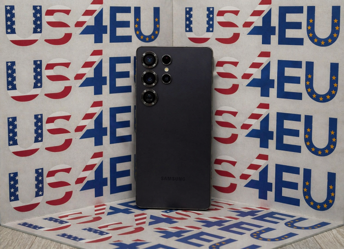 Samsung Galaxy S25 Ultra  1TB  Black (Unlocked)