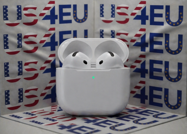 Apple - AirPods 4 with Active Noise Cancellation - White