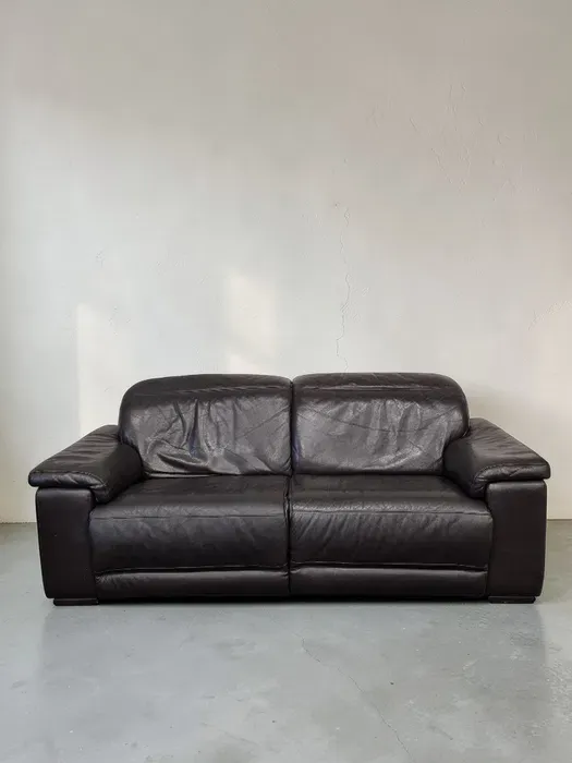 2-Seater Leather Sofa – Excellent Condition
