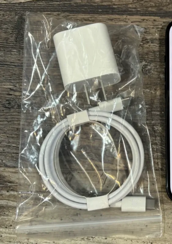 Apple iPhone 15 128GB Black A2846 UNLOCKED Excellent 100%