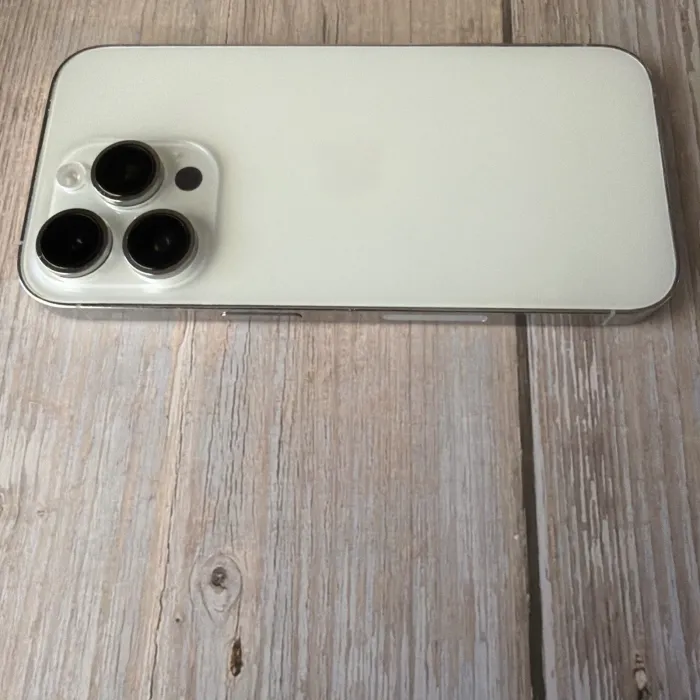 Apple iPhone 14 Pro Max - Unlocked - 128GB - Silver