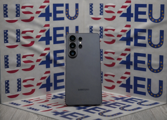 Samsung Galaxy S26 Ultra 256GB Factory Unlocked Lightly Used Black