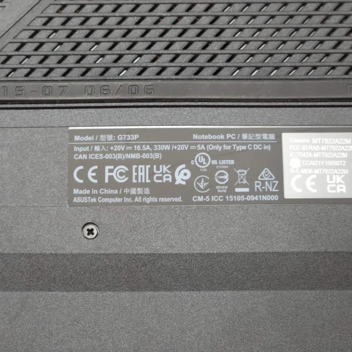 Asus ROG Strix Scar 17 G733 Ryzen 9 7945HX 32GB 1TB RTX 4080