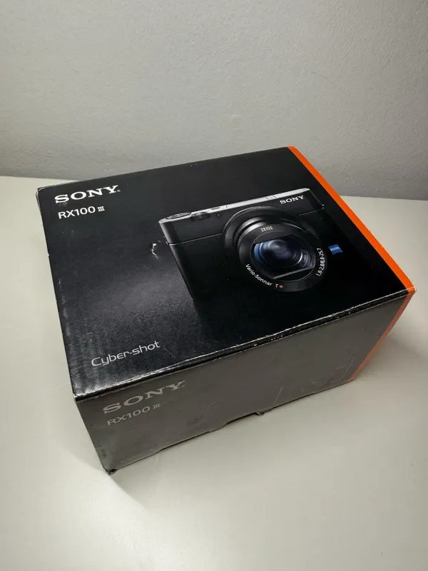 Sony DSC-RX100 III 20.1 MP Digital SLR Camera - Black (Body Only)