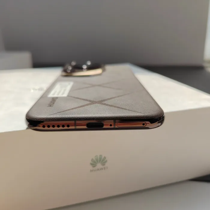 Global Huawei Pura 70 Ultra 6.8" 50MP 512GB Kirin 9010 Google Play Unlocked