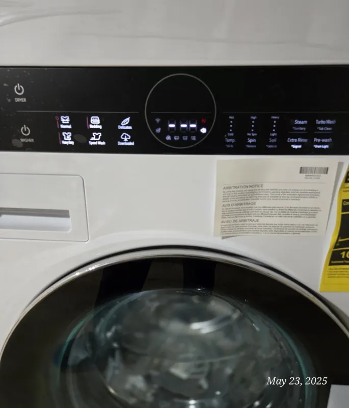 LG Washtower with Gas Dryer with Center Control 4.5 cu. ft. Washer WKGX201HWA