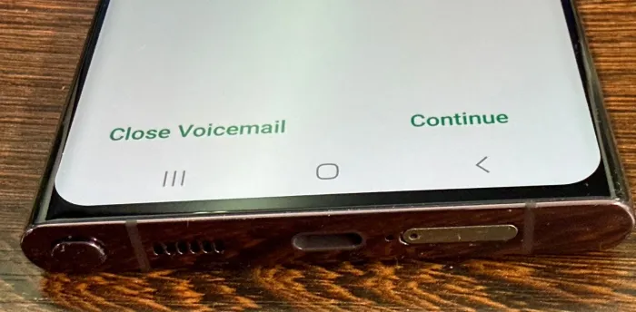 Samsung Galaxy S22 Ultra - 512GB Burgundy Black