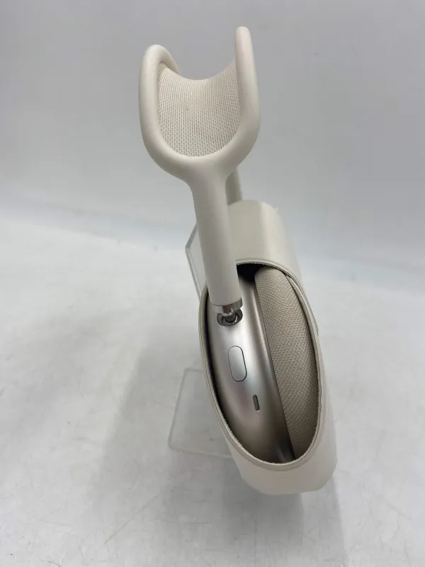 Apple AirPods Max Wireless Over-Ear Headphones Starlight