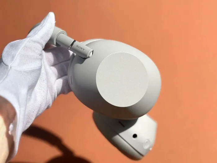 SONY WH-1000XM6/S Wireless Noise Canceling Headphones - WH1000XM6 SILVER 